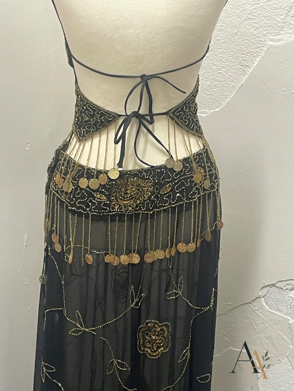 ✨ Stunning Vintage Hand-Beaded Middle Eastern Belly Dance Costume Set ✨ - Picture 14 of 15